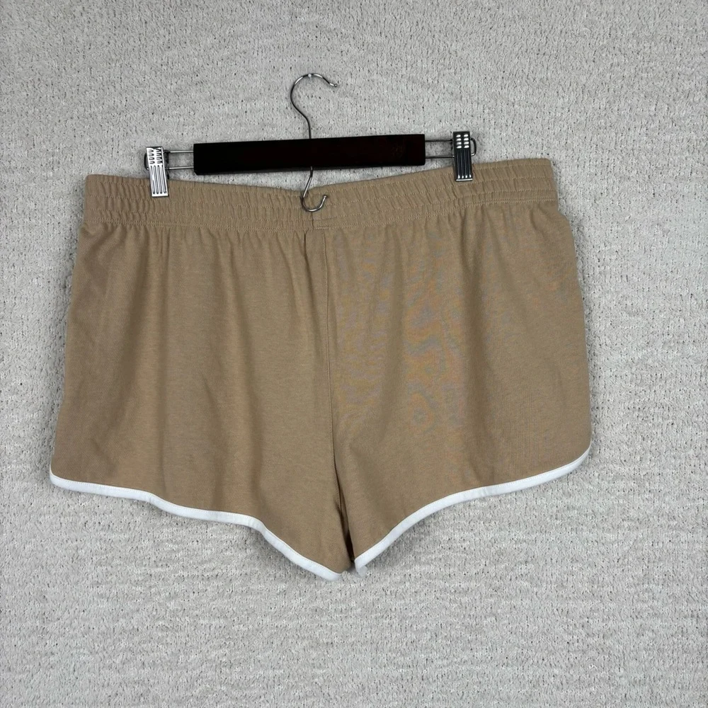 Champion Shorts Womens 2XL Tan Stretch Waist Pull‎ On Casual Comfort Lounge Wear